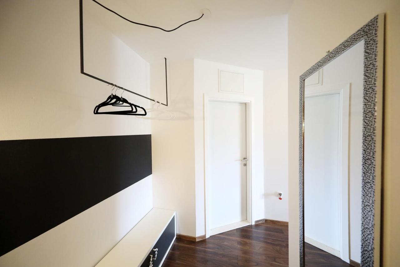 Apartment S